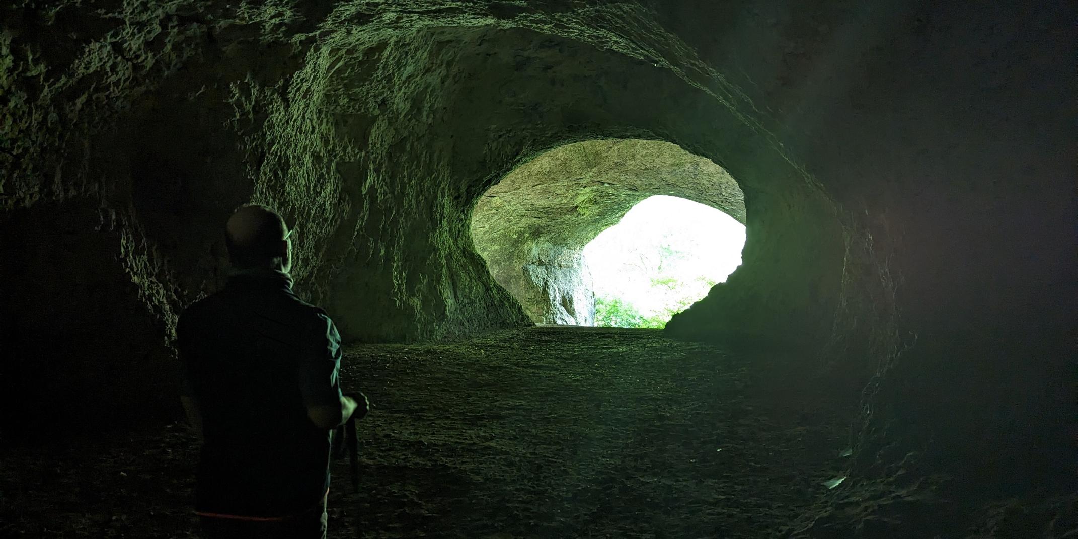 'Einsam sein' (Ludwigshöhle, Fränkische Schweiz) (c) Regina Schmitz 'Einsam sein' (Ludwigshöhle, Fränkische Schweiz)